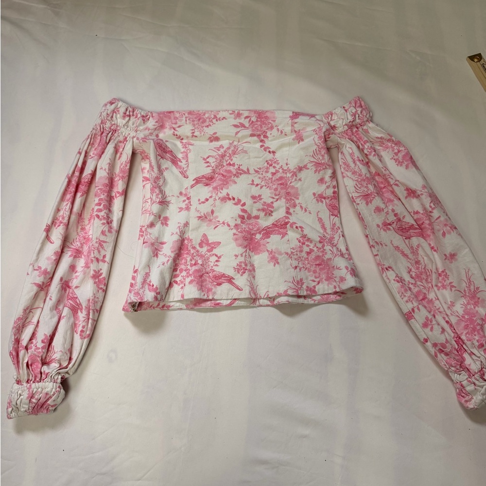 MAJORELLE Off-Shoulder Pink Floral Button Front Top - Picture 11 of 12